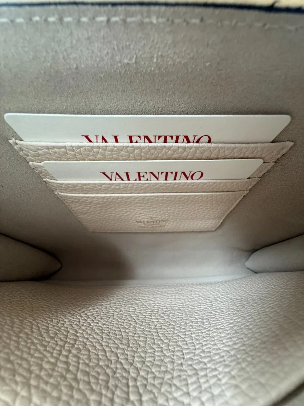 Valentino Garavani Rockstud Wristlet Pouch in Pebbled Calfskin